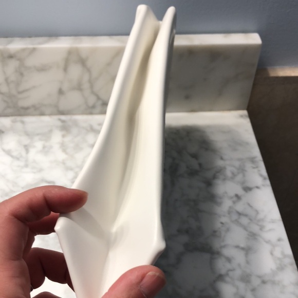 Kerastase travel bag- NWT - Picture 5 of 7